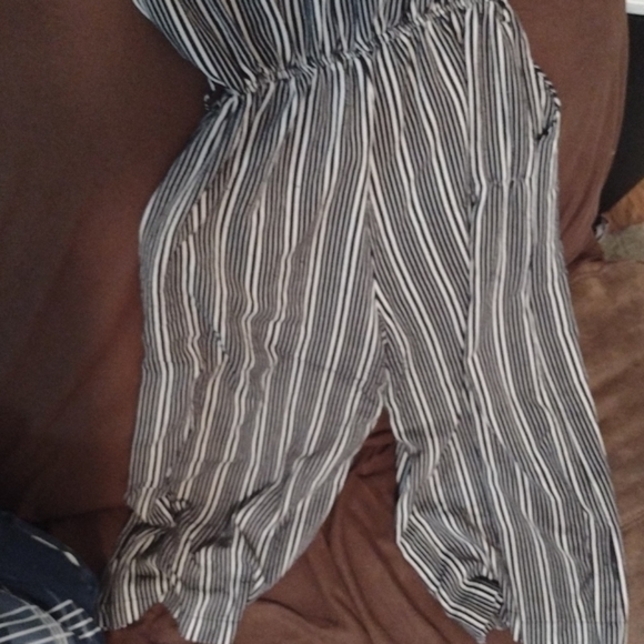 Romper - Picture 2 of 3